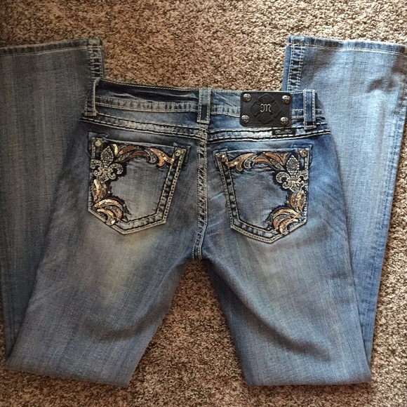 Miss Me Jeans - Picture 2 of 2